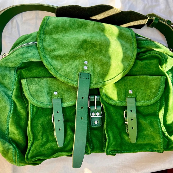 Balenciaga Suede Cargo Bag in Spring Green! - Picture 4 of 9